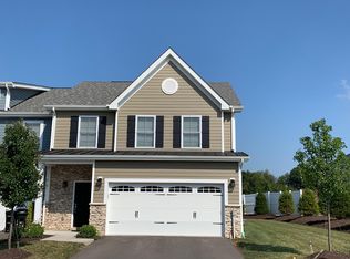 2045 Cool Springs Dr, Pittsburgh, PA 15234