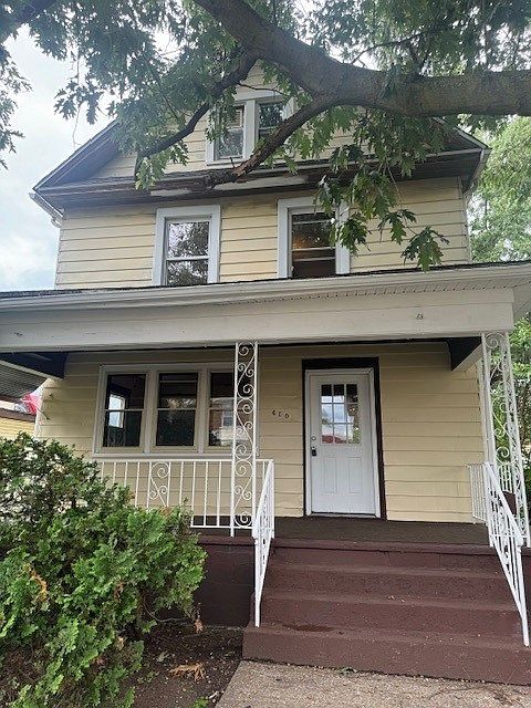 1st image of 610 E 24th St
