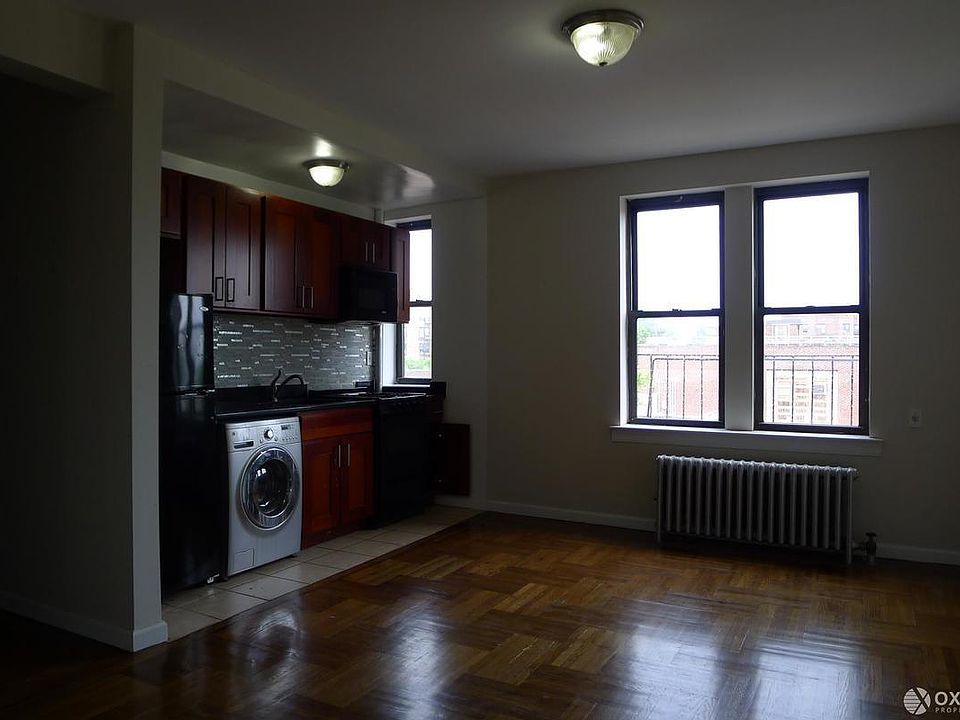 1st image of 4760 39th Pl #4E