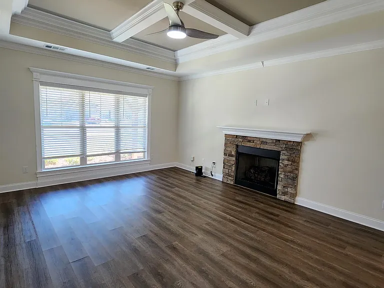 502 Charlestown Way — Photo 16