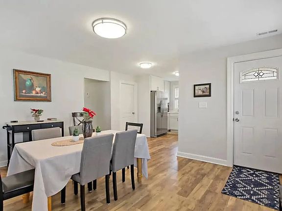 4th image of 841 E Rockland Rd