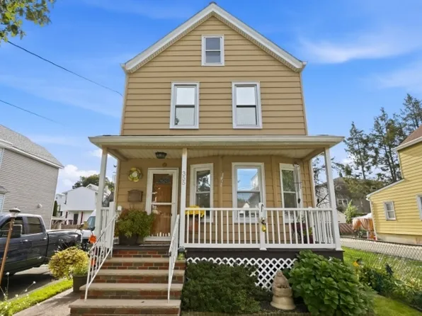 355 Burgess Pl, Clifton City, NJ 07011