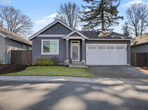 134 NE Liberty Ln, Estacada, OR 97023