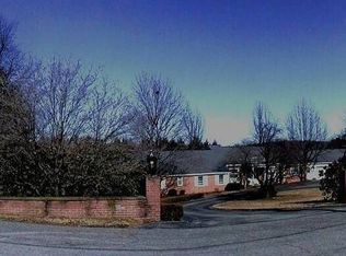 327 Boiardi Ln, Milton, PA 17847