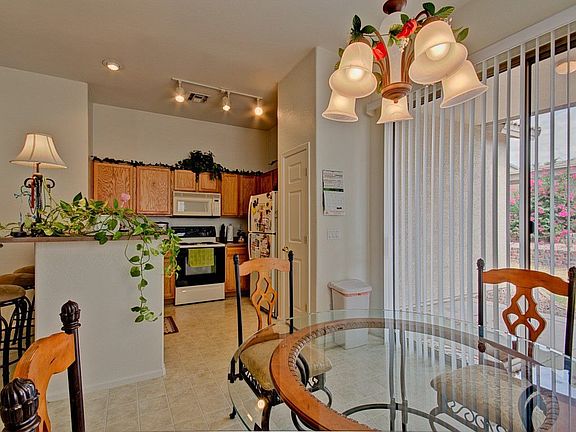 4th image of 17256 W Elaine Dr