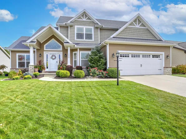 1208 Ridge Creek Rd, Savoy, IL 61874