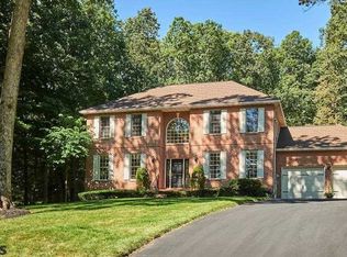2438 Oak Leaf Dr, State College, PA