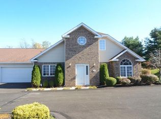98 Nicholas Dr, Beaver, PA