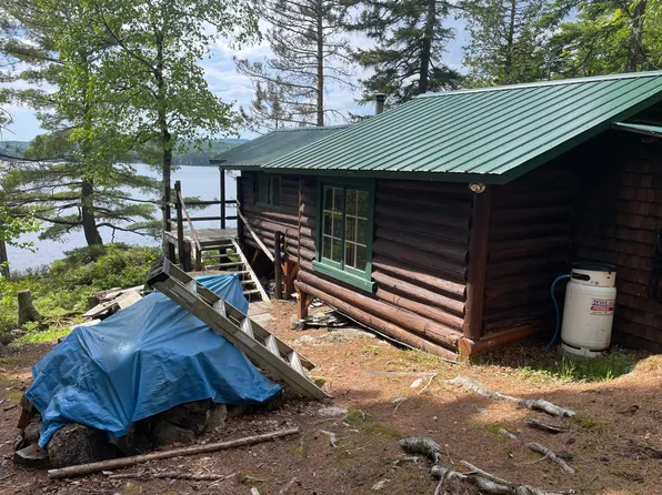 65 Holeb Road, Dennistown Plt, ME 04945