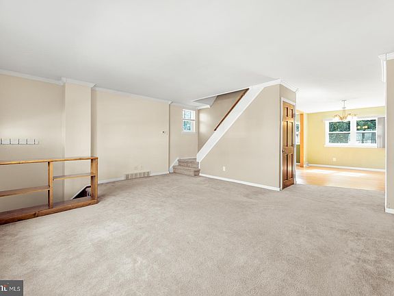 5th image of 12500 Medford Pl