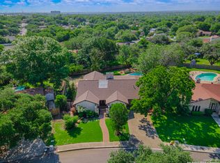 6310 Hickory Holw, Windcrest, TX 78239