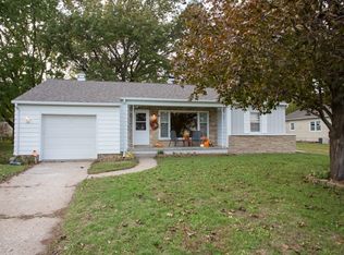 1010 Vermont St, Waterloo, IA 50702
