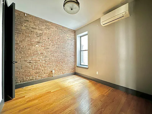 Rented by Doorway NYC, LLC | media 25