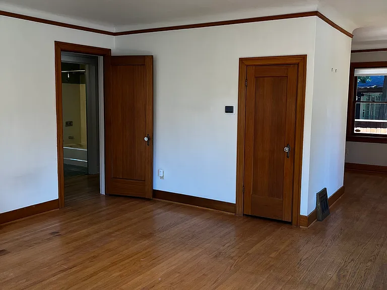 25 N Stafford St — Photo 13