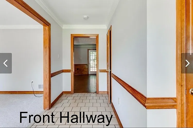 4 bed, 2.5 bath, 2404 sqft, $2,550 — Photo 2