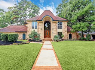 2315 Forest Garden Dr, Kingwood, TX 77345