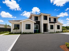 19440 SW 125th Ave, Miami, FL