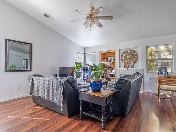 4th image of 4303 Fairmount Park Dr