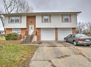 1627 E North Port Rd, Decatur, IL 62526