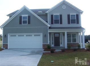 92 Preswick Dr, Hampstead, NC 28443