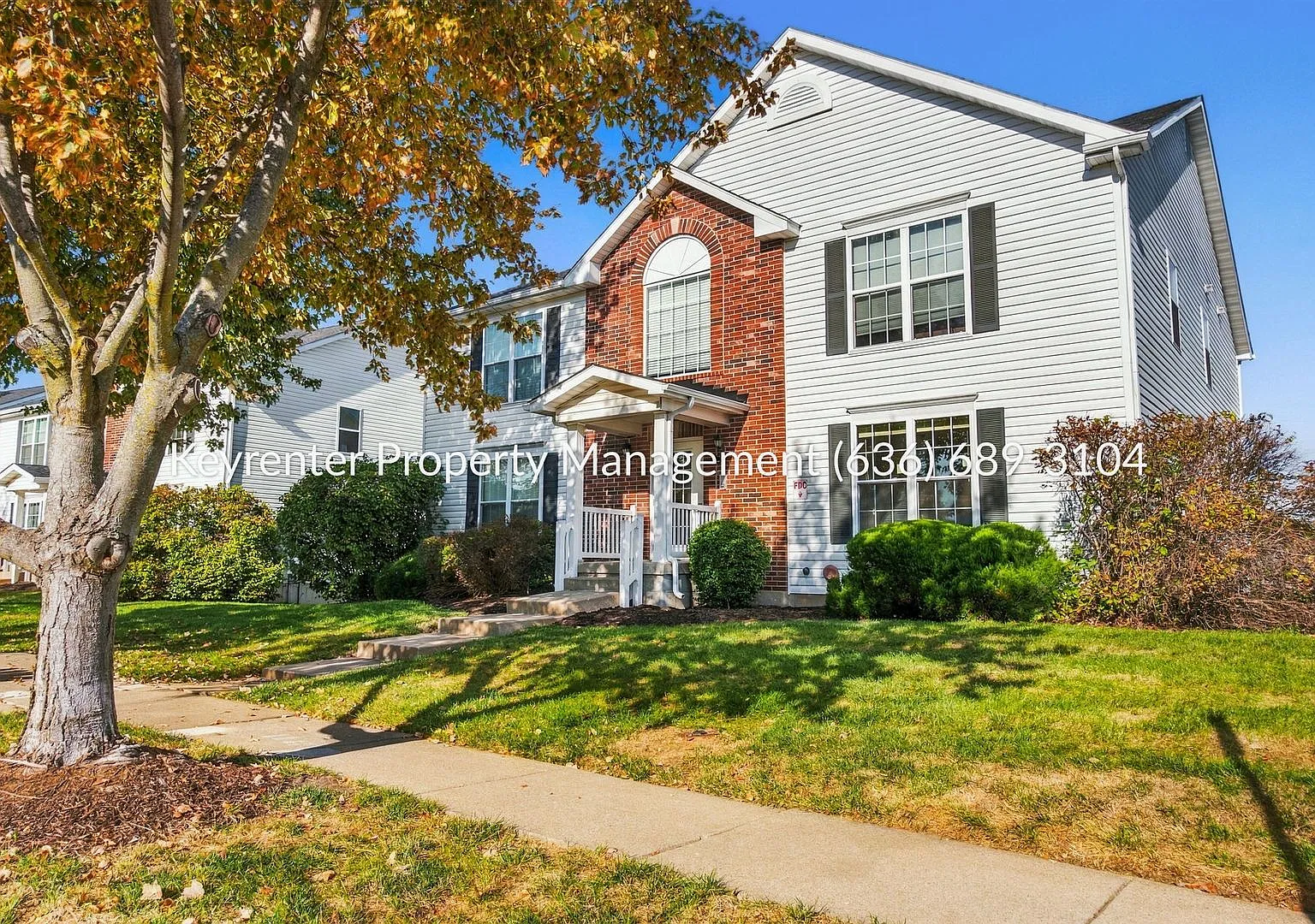 Spacious Townhome with Modern Comforts in O'Fallon, MO — Photo 3