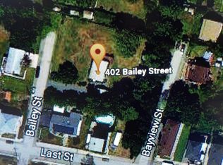 402 Bailey St, Fall River, MA 02724