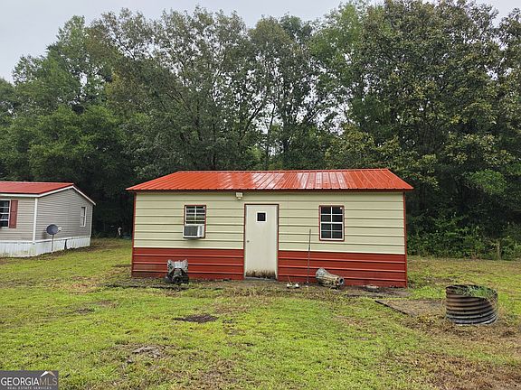 2nd image of 3594 Bennetts Landing Rd