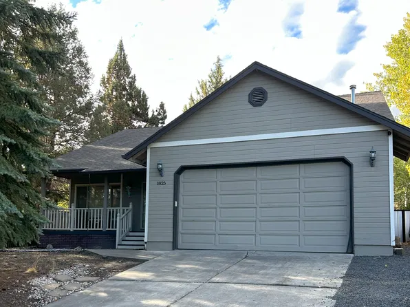 1825 SE Arborwood Ave, Bend, OR 97702