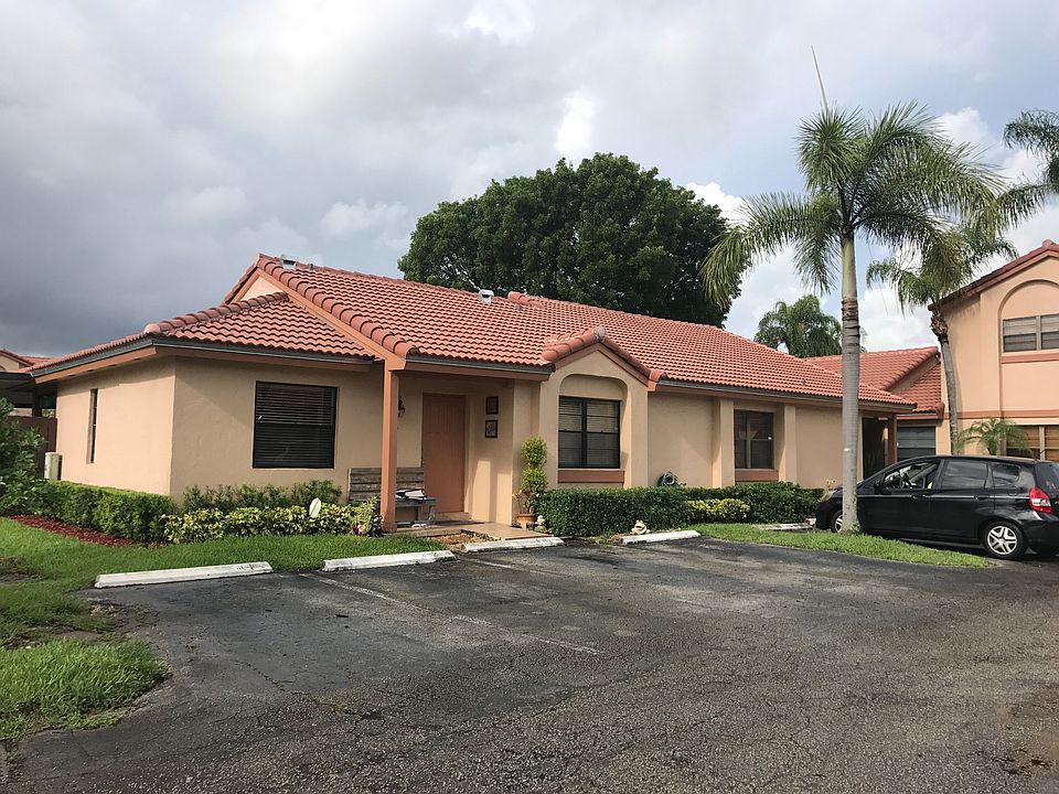 2nd image of 6194 NW 170th Ln