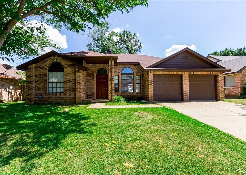 1st image of 114 Hardin Dr