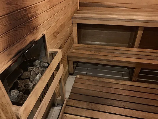 Rented by Tapiro Realty | media 30