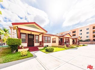 822 W 69th St, Los Angeles, CA 90044