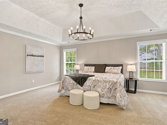4th image of 703 Country Grove Ln