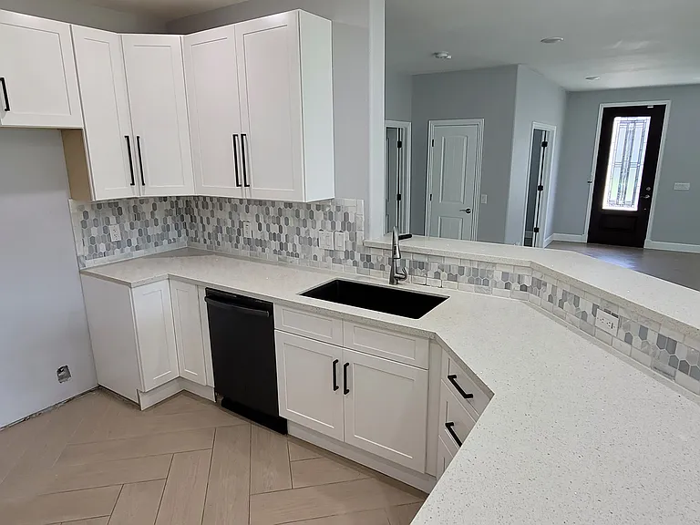 705 Carol Lynn Dr — Photo 7