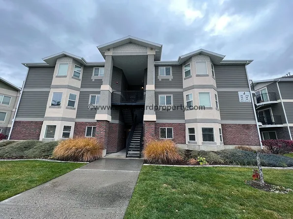 8248 S Resaca Dr Unit J4, Sandy, UT 84070
