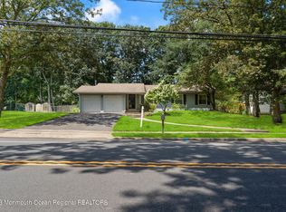 478 Brewers Bridge Rd, Jackson, NJ 08527