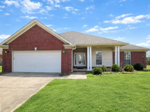 826 Bayou Vista Dr, Marion, AR 72364