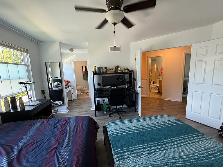 120 Village Dr — Photo 27