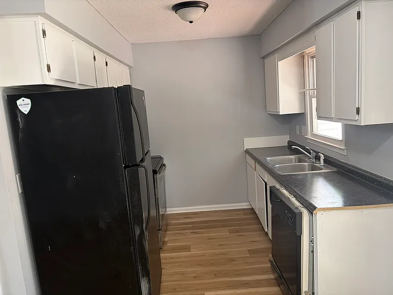 839 Barringer Dr — Photo 5