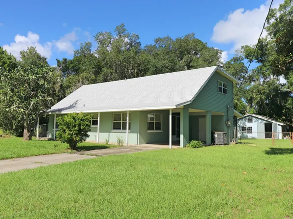 2662 Pine Ave, Mims, FL 32754