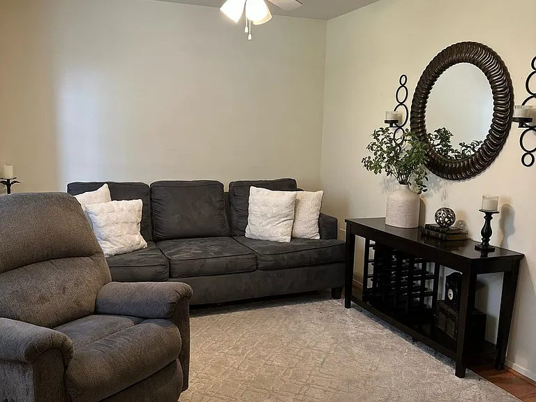 600 Hosking Ave #45 — Photo 5