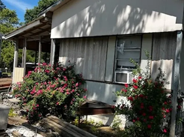 123 Dorris Ln, Gosnell, AR 72315