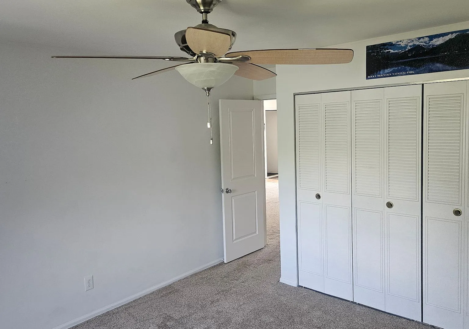 Cute 2 Bedroom In Midtown — Photo 3