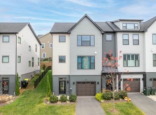 1670 Delphi Dr, Charlottesville, VA 22911