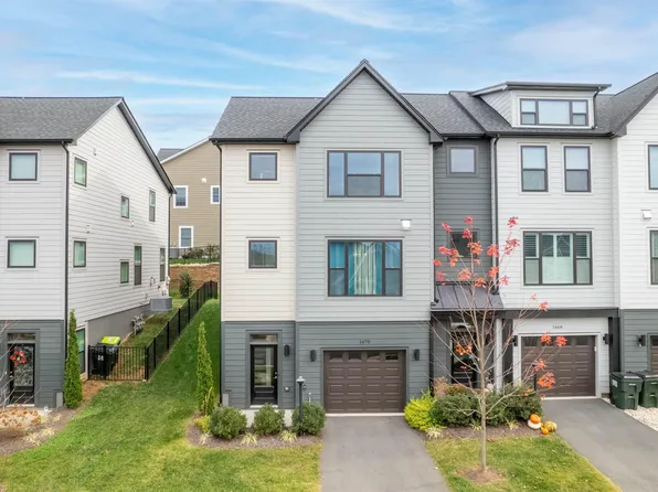1670 Delphi Dr, Charlottesville, VA 22911