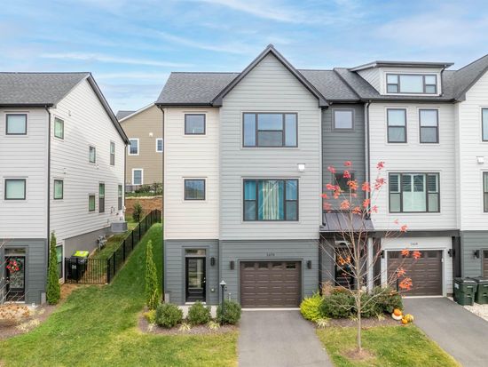 1670 Delphi Dr, Charlottesville, VA 22911