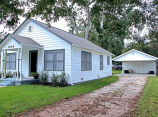 605 Texas St, Wharton, TX 77488