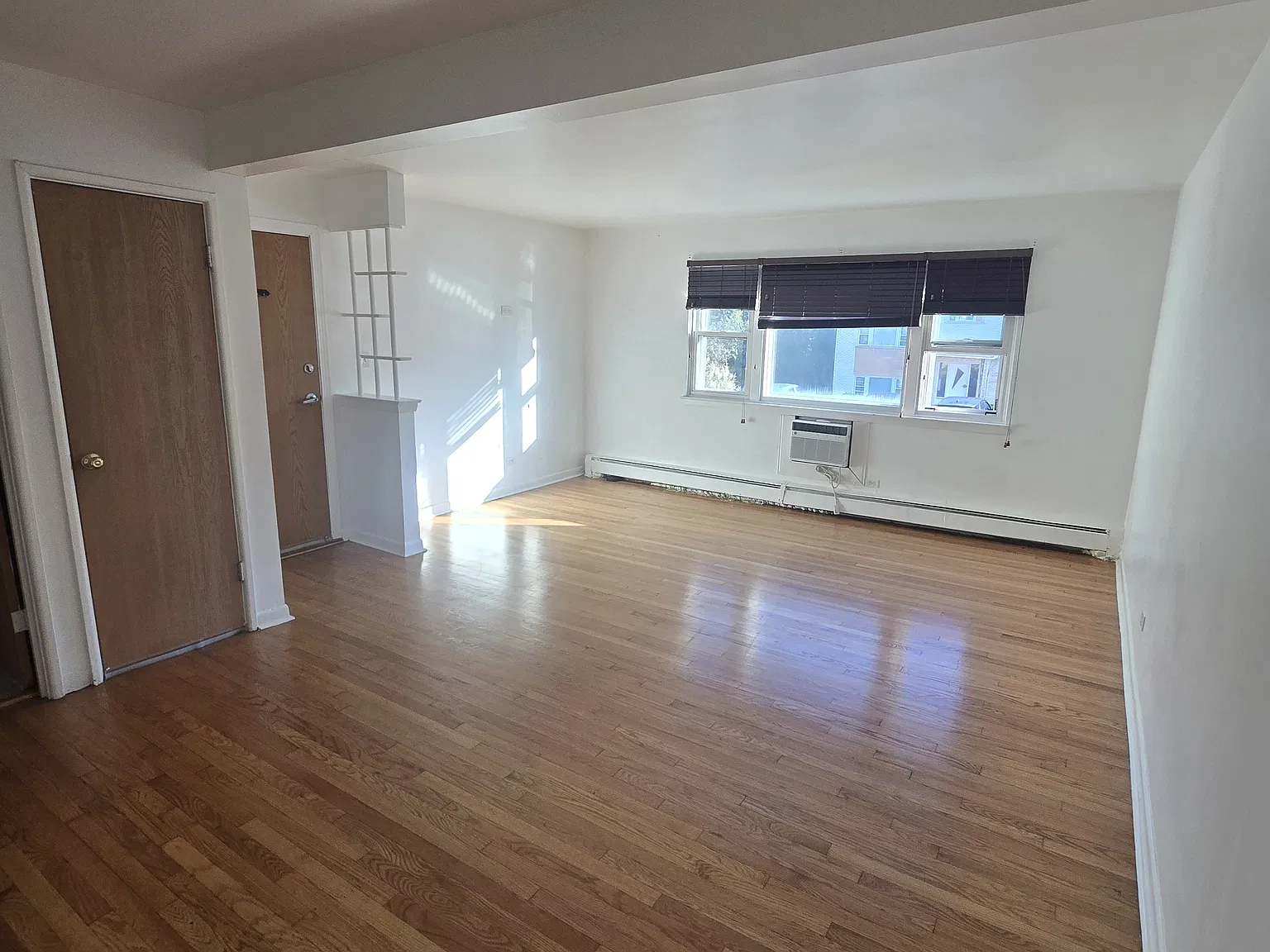 1 bed, 750 sqft, $1,450 — Photo 2