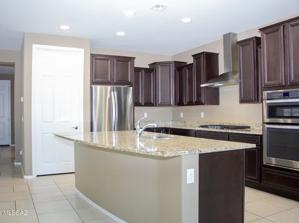 6649 W Tuckup Trl, Marana, AZ 85658