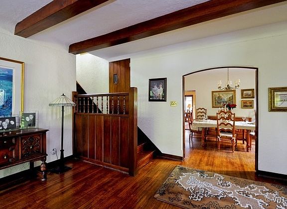 5th image of 931 Forest Ave